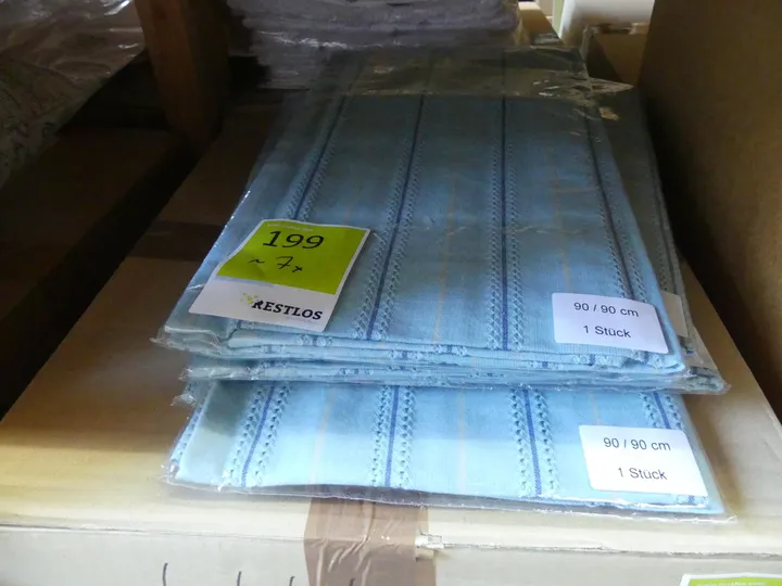 Posten Tischdecken (ca. 7 Stück) Maße in cm ca. 90 x 90